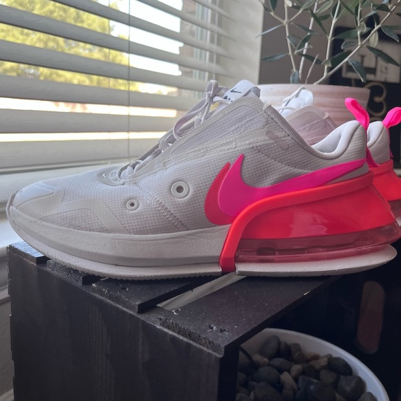 Nike Women’s Air Max Up - Picture 1 of 6